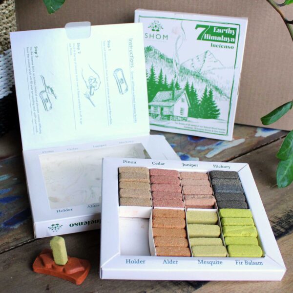 Display Set of 70 Incense Smudge Bricks and Burner - 7 Earthy Himalaya Incenso - Image 4