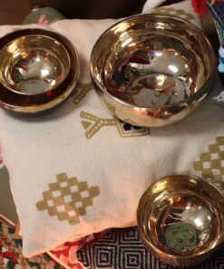 Medium Shining Bell-Metal Handmade Singing Bowl (approx 750g) - 15cm