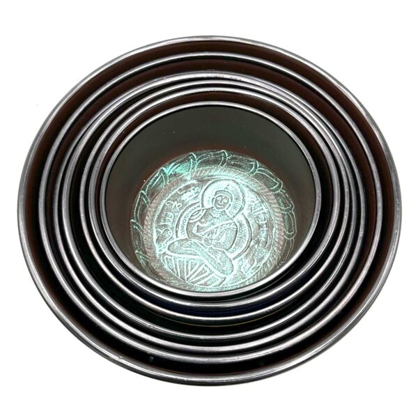 Large Chakra Set of Seven Singing Bowls (19.5-35cm) - Image 3